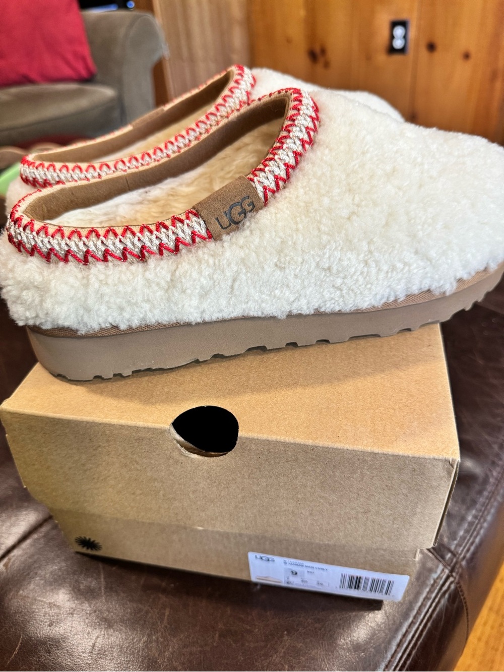 UGG Women's Cream Shearling Slip-On Slippers with Red Trim